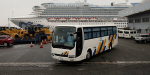 Πούλμαν αναχωρεί από το Diamond princess