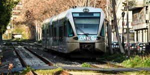 Συρμός του προαστιακού σιδηρόδρομου