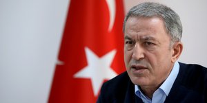 Ο Χουλουσί Ακάρ σε συνέντευξη Τύπου