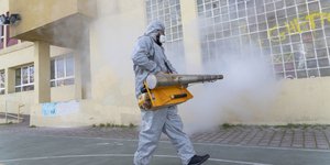 Απολύμανση σχολείου