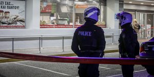 Αστυνομικοί της ομάδα ΔΙ.ΑΣ. στο σημείο του φονικού