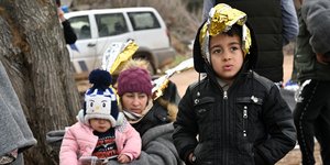 Ασυνόδευτα παιδιά στη Συκαμιά Λέσβου