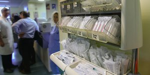 Ο θάλαμος αποσυμπίεσης στο νοσοκομείο «Αττικόν»