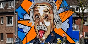 Κορωνοϊός Αϊνστάιν 