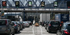 Κίνηση στα διόδια Ελευσίνας 