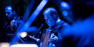 ΟΠΑΝΔΑ: Ενα μουσικό οδοιπορικό στην Πόλη και την Μικρά Ασία στο θέατρο Ολύμπια