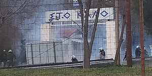Βίντεο-ντοκουμέντα: Τούρκοι πετούν χημικά κατά αστυνομικών στον Εβρο