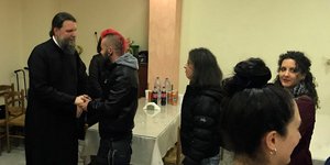 Ο Μητροπολίτης Ν. Ιωνίας Γαβριήλ με τους νέους