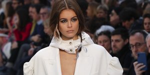 Τα μαλλιά της Κάια Γκέρμπερ