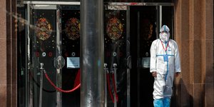 Παγκόσμιος συναγερμός από την εξάπλωση του ιού 