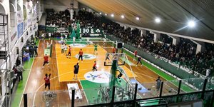 Αγώνας βόλεϊ στο κλειστό της Λεωφόρου