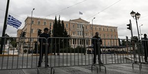 κορωνοϊός παρέλαση