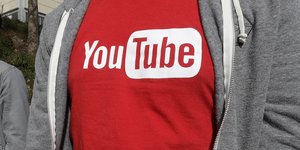 Ρίχνει την ποιότητα της ανάλυσης και το YouTube λόγω κορωνοϊού