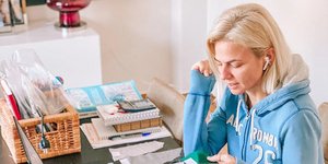 Χριστίνα Κοντοβά: Μας δείχνει την εντυπωσιακή τραπεζαρία του σπιτιού της