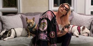 Lady Gaga: Στέλνει το μήνυμά της για τον κορωνοϊό