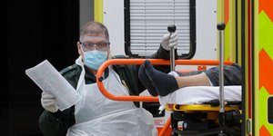 Ασθενής με κορωνοϊό σε νοσοκομείο του Λονδίνου