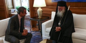 Ο πρωθυπουργός Κυριάκος Μητσοτάκης και ο Αρχιεπίσκοπος Αθηνών και πάσης Ελλάδος Ιερώνυμος
