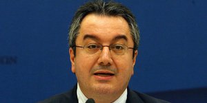Ο καθηγητής Πολιτικής της Υγείας στο LSE, Ηλίας Μόσιαλος