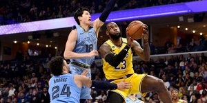 NBA: Οι Μέμφις Γκρίζλις σταμάτησαν το σερί των Λέικερς του Λεμπρόν!