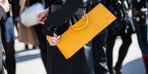 Νύχια και τσάντα, Street style