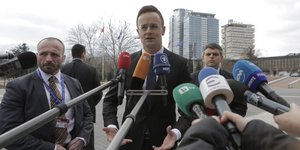 Ο Υπουργός Εξωτερικών της Ουγγαρίας, Πίτερ Σιάρτο