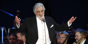 Ο τενόρος Πλάθιντο Ντομίνγκο σε συναυλία του