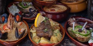 πήλινα με φαγητο 