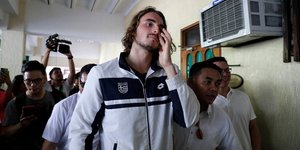 O Στέφανος Τσιτσιπάς με φόρμα της εθνικής Ελλάδας