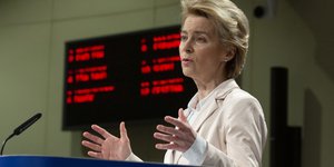 Φον ντε Λάιεν