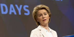 Η πρόεδρος της Κομισιόν, Ούρσουλα Φον Ντερ Λάιεν