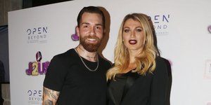 Η Κωνσταντίνα Σπυροπούλου με τον παρτενέρ της στο παιχνίδι, Χρήστο Ζώτο