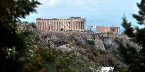 Η Ακρόπολη από μακριά