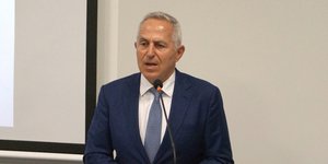 Ο Ευάγγελος Αποστολάκης