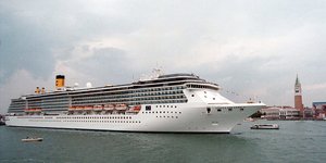 To κρουαζιερόπλοιο Costa Atlantica