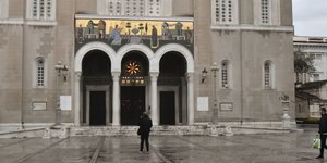 Κλειστές οι εκκλησίες και μετά το Πάσχα -Εως τις 28 Απριλίου
