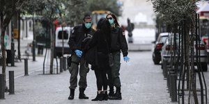 Ελεγχοι της δημοτικής Αστυνομίας στο κέντρο της Αθήνας