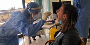 Εικόνα από τον έλεγχο του κλιμακίου του ΕΟΔΥ στον οίκο ευγηρίας