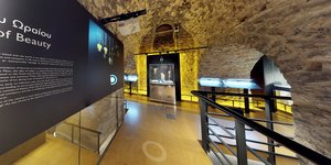 Μεσα στο μουσείο Αργυροτεχνίας στα Ιωάννινα