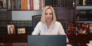 Γεννηματά για την τηλεκατάρτιση: Δικαιωθήκαμε, μόνος δρόμος η παραίτηση για τον Βρούτση