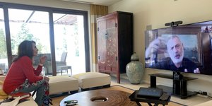 Τηλεδιάσκεψη Γιάννας Αγγελοπούλου με Γιάννη Μώραλη - «Στόχος των δράσεων μας ένας καινοτόμος Πειραιάς» 