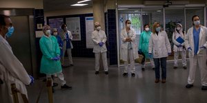 Γιατροί σε νοσοκομείο στην Ισπανία