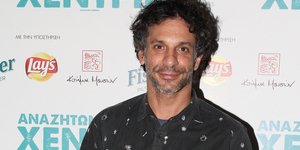 Ο Γιώργος Χρανιώτης με πουκάμισο