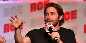 Ο Τζέικ Γκίλενχααλ