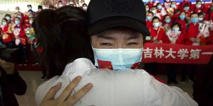 Η Ουχάν προσπαθεί να επιστρέψει πλέον στην κανονικότητά της από τον κορωνοϊό / Φωτογραφία: AP 