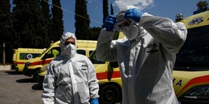 κορωνοϊός ΕΚΑΒ