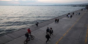 Απαγόρευση κυκλοφορίας στη Νέα Παραλία Θεσσαλονίκης λόγω κορωνοιού