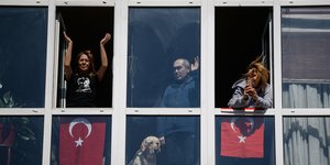 Μειώνεται ο αριθμός των θανάτων από κορωνοϊό στην Τουρκία