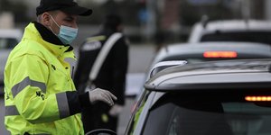 Αστυνομικός έλεγχος βεβαιώσεις κορωνοϊός