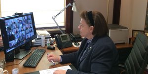 τηλεδιάσκεψη