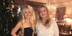 Η νεαρή Αλι, θέλησε να γνωρίσει τον καθηγητή της, στη μαμά της